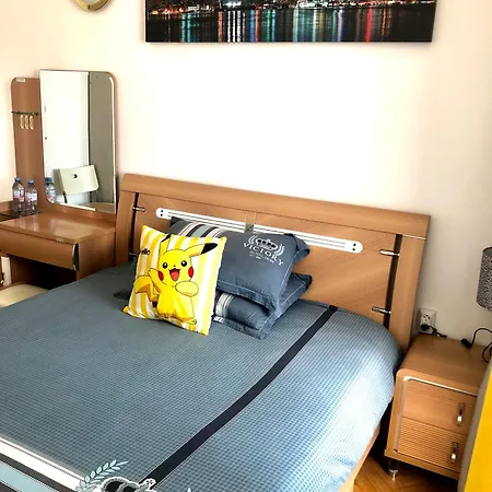 Chambre Tour Boucry Δωμάτια σε οικογενειακή κατοικία *