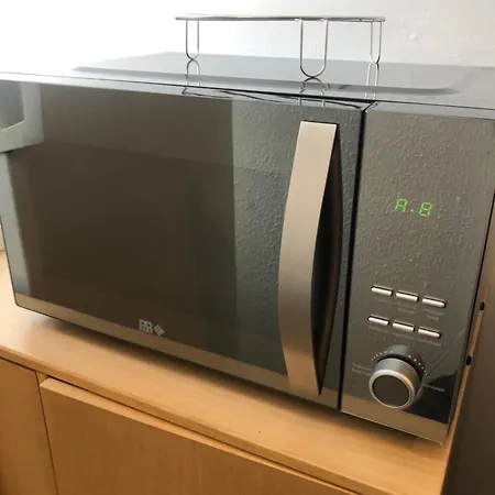 Chambre Tour Boucry Δωμάτια σε οικογενειακή κατοικία *